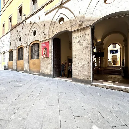 Apartment Le Logge - La Contessa Siena